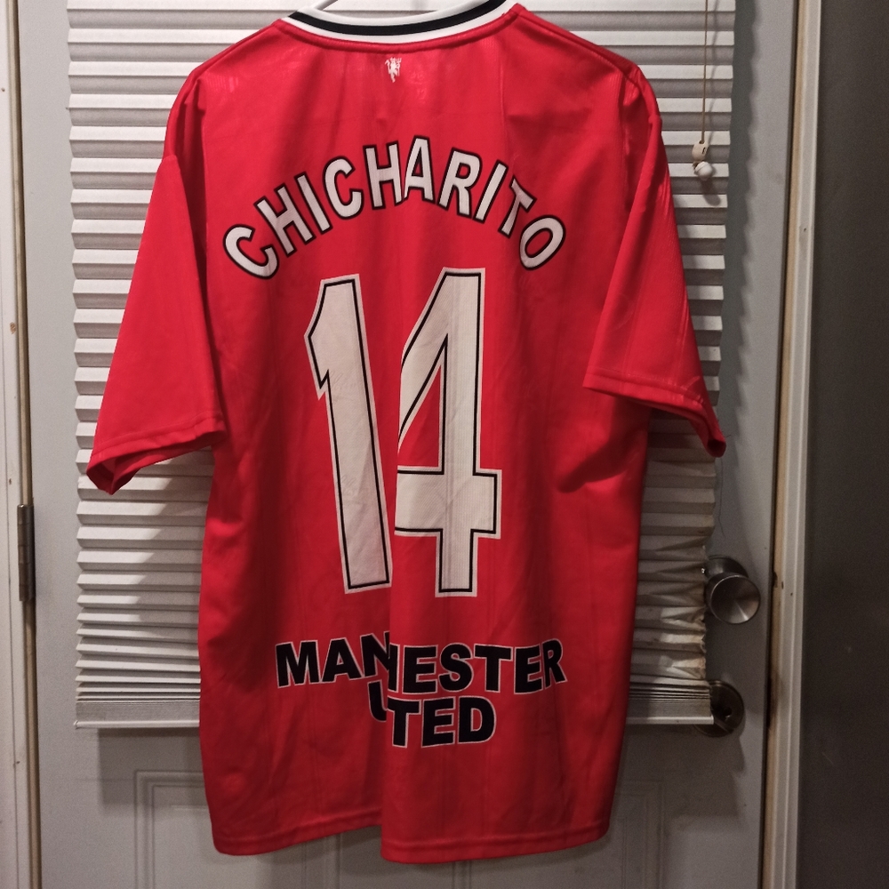 Manchester United soccer team t-shirt